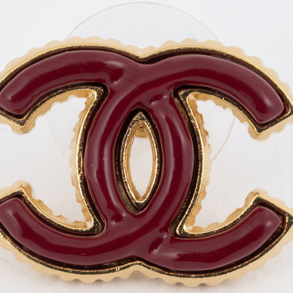 CHANEL Red Earrings - Picture 3 of 11